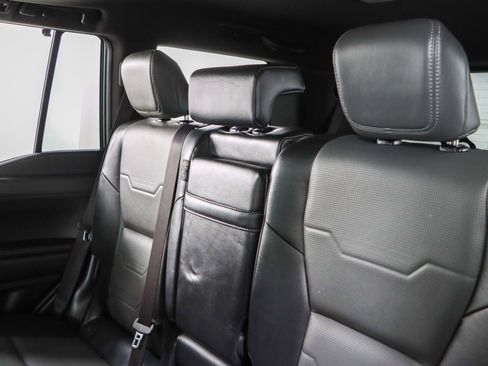 Used 2024 Lexus GX 550 w/ Accessory Package (Z1) AWD/4WD image 27