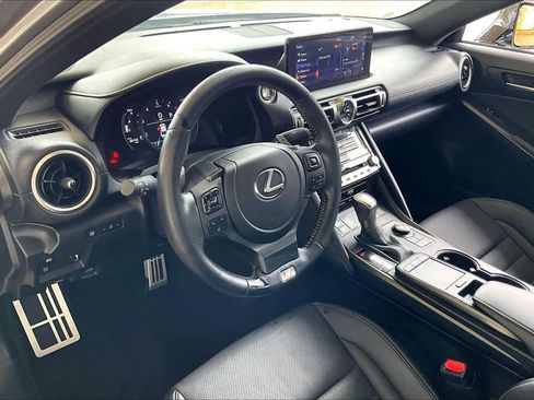 Used 2021 Lexus IS 350 F Sport RWD image 18
