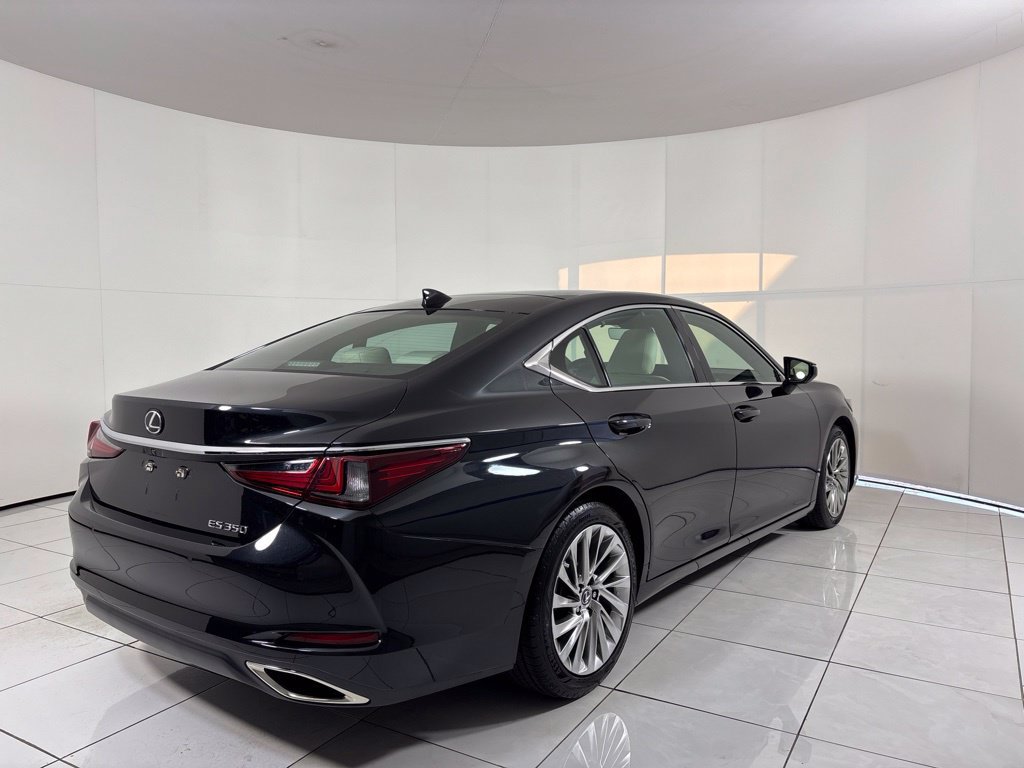 Used 2021 Lexus ES 350 Ultra Luxury w/ Accessory Package 2 FWD image 5