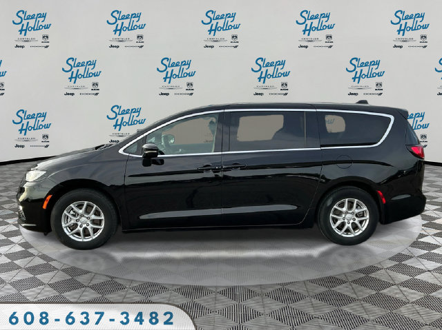 Used 2026 Chrysler Pacifica Select FWD image 8