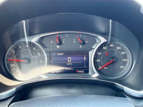 Used 2022 Chevrolet Equinox LT AWD/4WD image 18