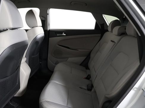 Used 2019 Hyundai Tucson SE AWD/4WD image 28