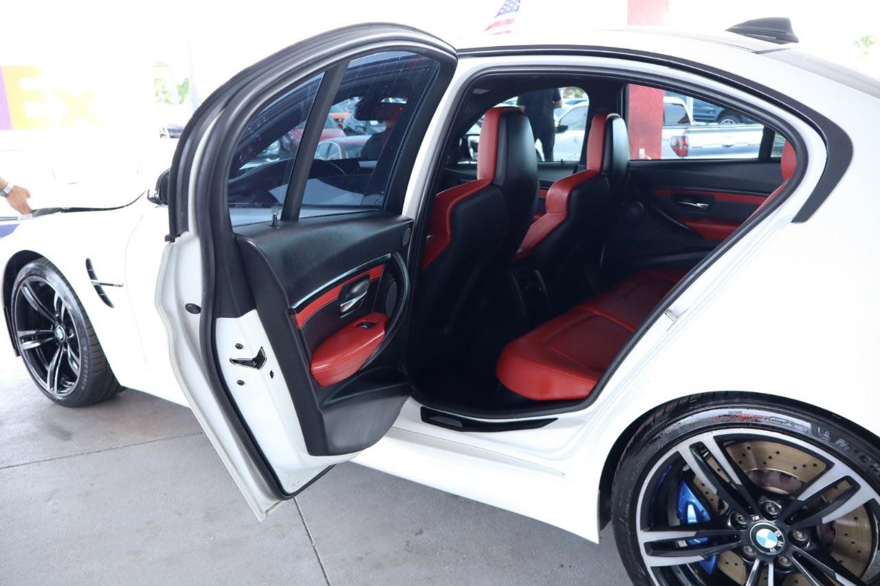 Used 2018 BMW M3 RWD image 30