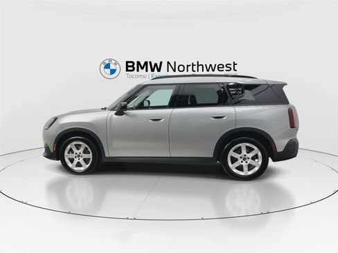 Used 2025 MINI Cooper Countryman S w/ Comfort Package Max image 11