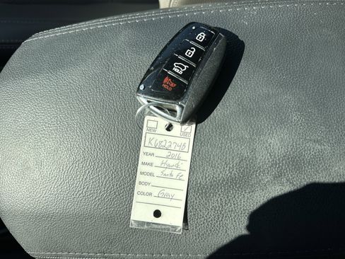 Used 2016 Hyundai Santa Fe SE w/ Option Group 03 image 32