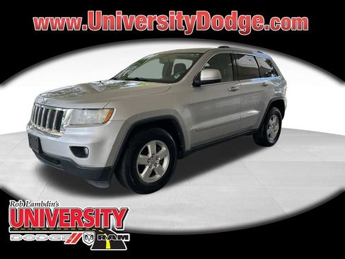 Used 2013 Jeep Grand Cherokee Laredo w/ Laredo E Group RWD image 1