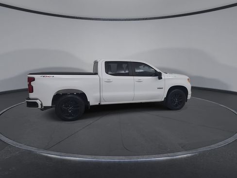 Used 2024 Chevrolet Silverado 1500 RST AWD/4WD image 16