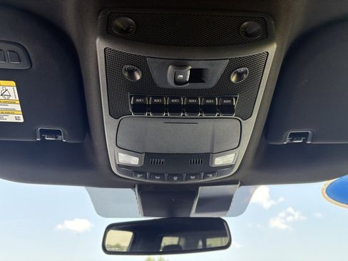 Used 2022 Ford F350 Platinum image 14