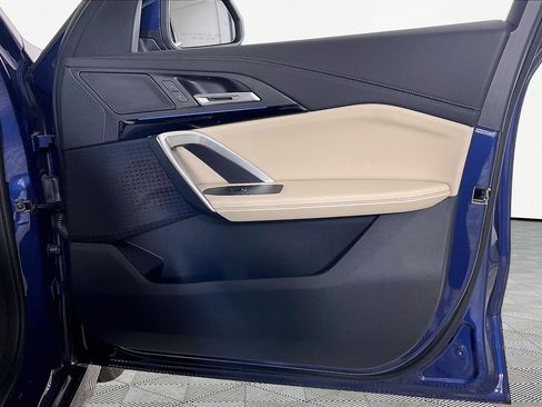 Used 2025 BMW X1 xDrive28i w/ Convenience Package AWD/4WD image 24