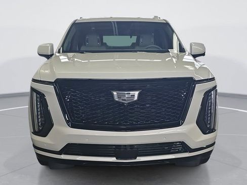 Certified 2025 Cadillac Escalade Sport Platinum w/ LPO, ONYX Package image 8