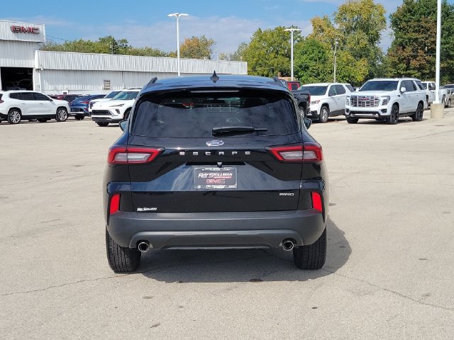 Used 2025 Ford Escape ST-Line Select AWD/4WD image 5