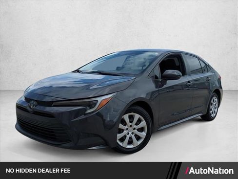 Certified 2024 Toyota Corolla LE FWD image 1