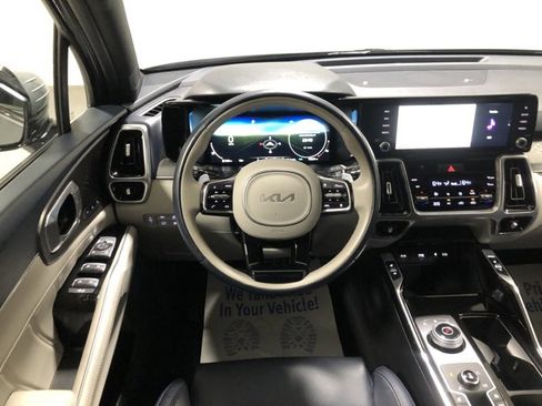 Used 2023 Kia Sorento SX Prestige image 27