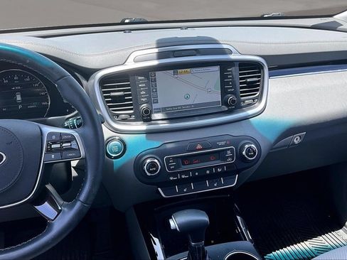 Used 2020 Kia Sorento SX FWD image 9