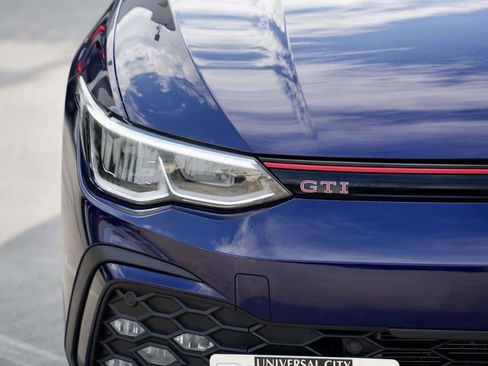 Used 2022 Volkswagen GTI S image 3