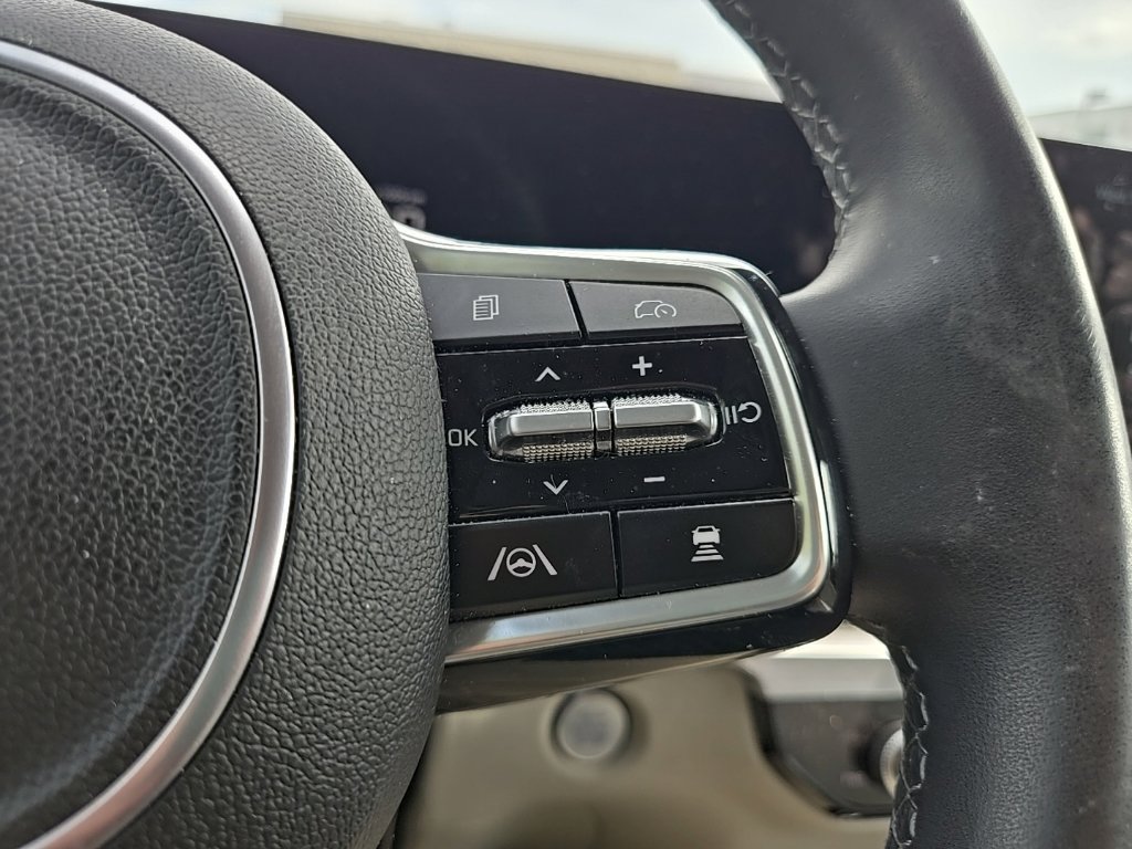 Certified 2025 Kia Sorento EX AWD/4WD image 17