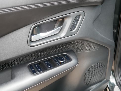 Certified 2023 Nissan Ariya AWD image 19