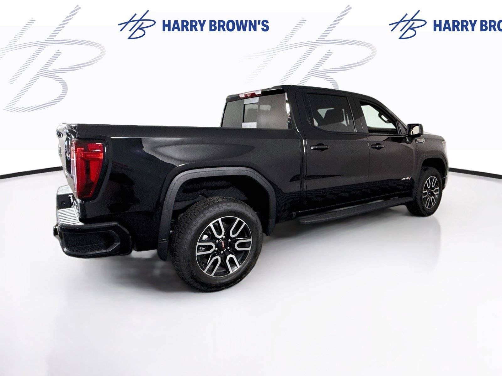 New 2026 GMC Sierra 1500 AT4 w/ AT4 Premium Package AWD/4WD image 34
