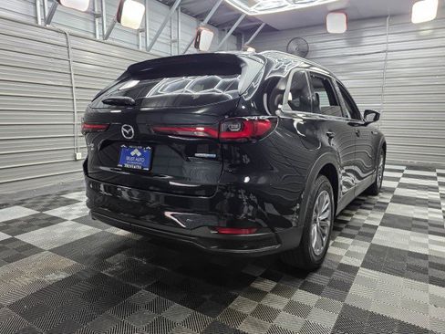 Used 2025 MAZDA CX-90 Plug-In Hybrid w/ Preferred AWD/4WD image 4