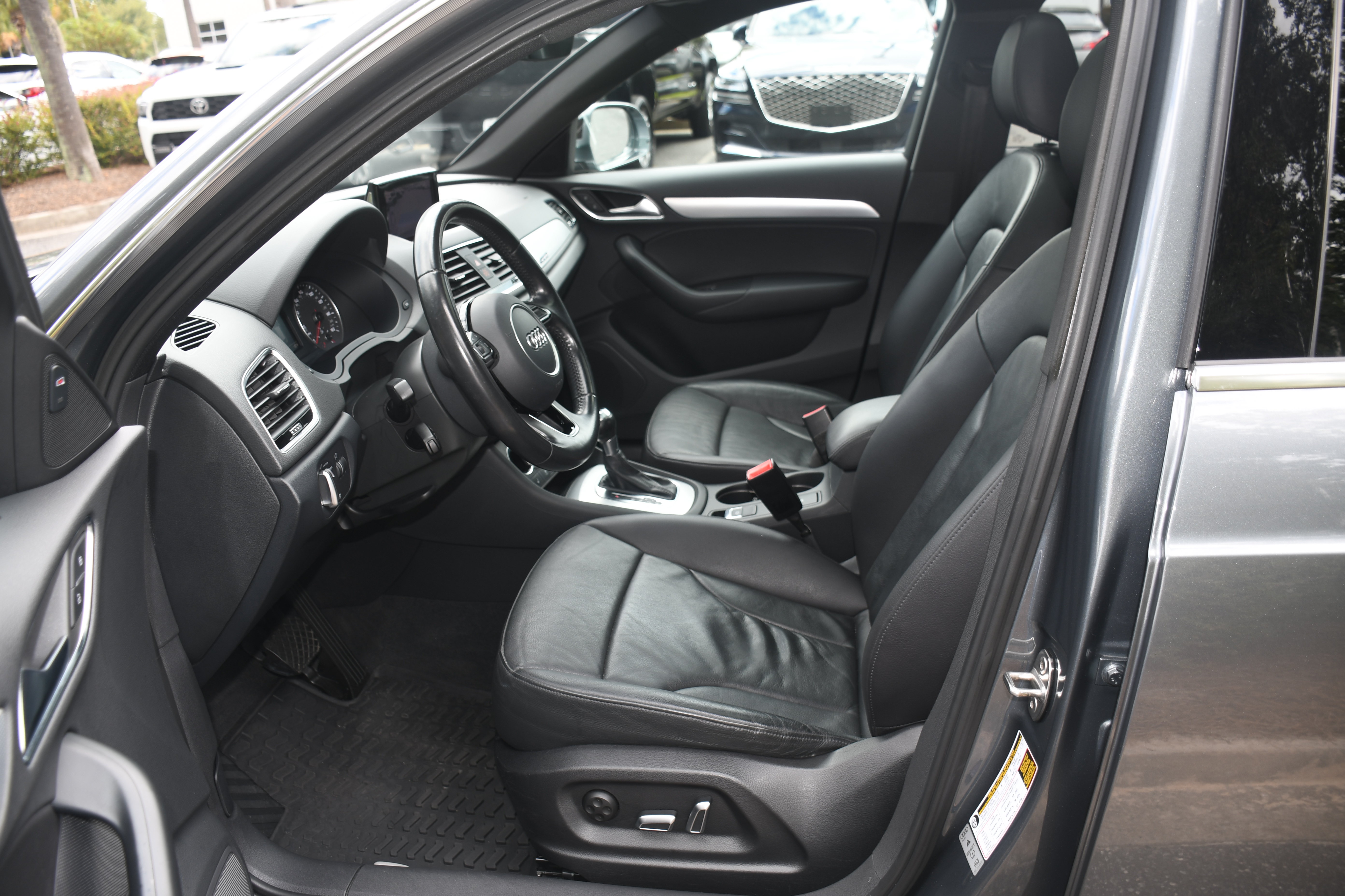 Used 2016 Audi Q3 2.0T Premium Plus AWD/4WD image 7
