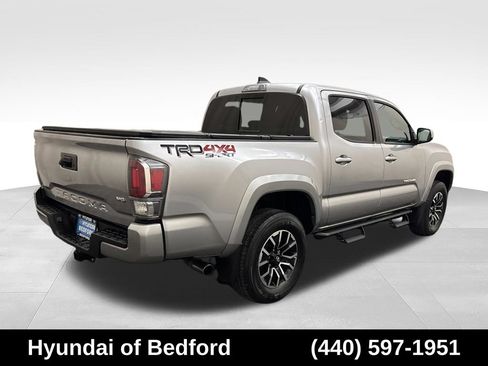 Used 2023 Toyota Tacoma TRD Sport AWD/4WD image 5