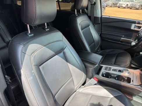 Used 2023 Ford Explorer XLT w/ Equipment Group 202A image 20