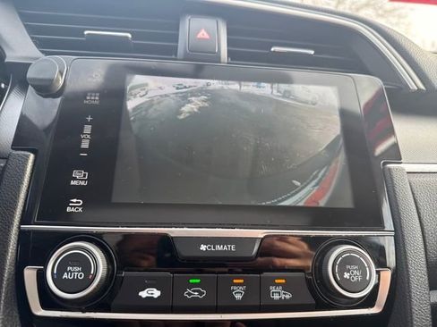 Used 2018 Honda Civic EX image 29