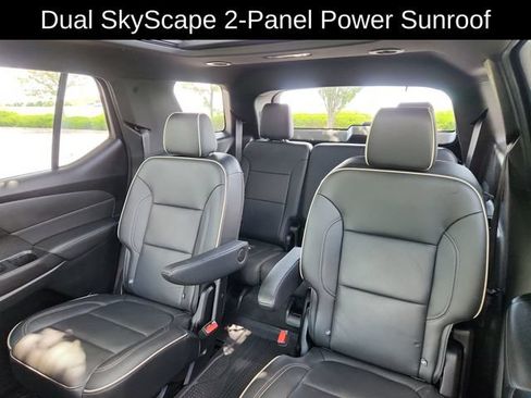Used 2022 Chevrolet Traverse Premier w/ LPO, Floor Liner Package AWD/4WD image 28