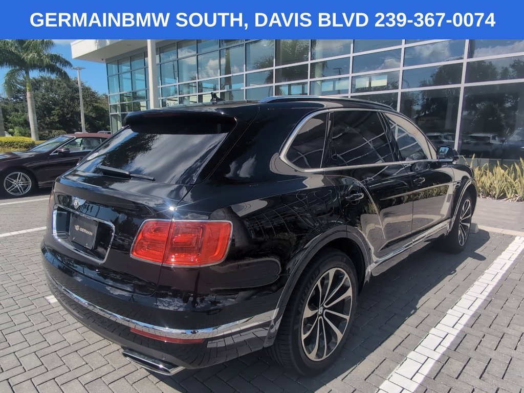 Used 2017 Bentley Bentayga AWD/4WD image 12