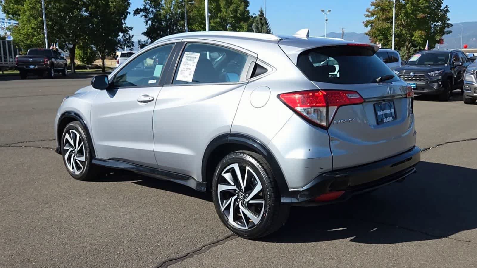 Used 2019 Honda HR-V Sport image 6