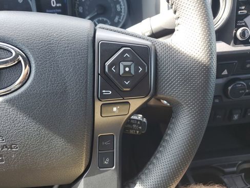 Certified 2023 Toyota Tacoma TRD Off-Road w/ TRD Premium Off Road Package AWD/4WD image 22