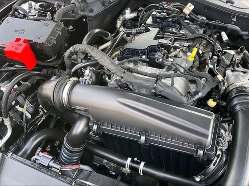 Used 2024 Ford Mustang Coupe RWD image 27