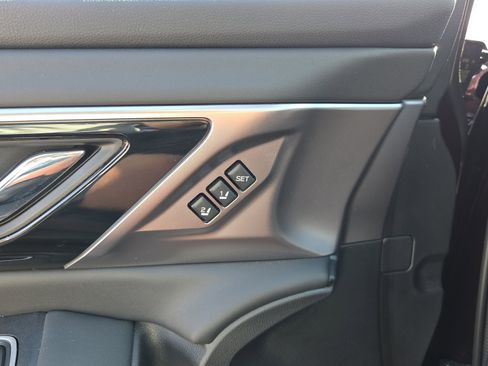 Used 2025 Subaru Outback Touring XT w/ Popular Package #2 image 25