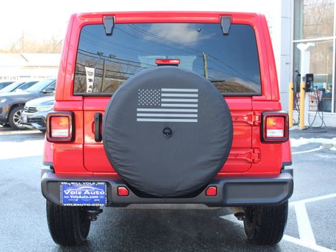 Certified 2021 Jeep Wrangler Unlimited Sahara w/ Cold Weather Group image 25