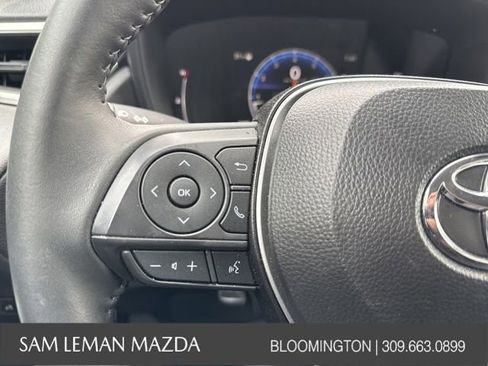 Used 2026 Toyota Corolla Cross LE image 20