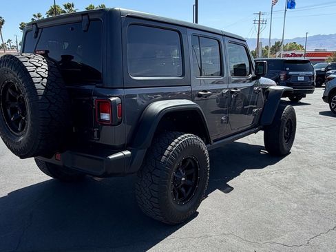 Used 2021 Jeep Wrangler Unlimited Rubicon image 3