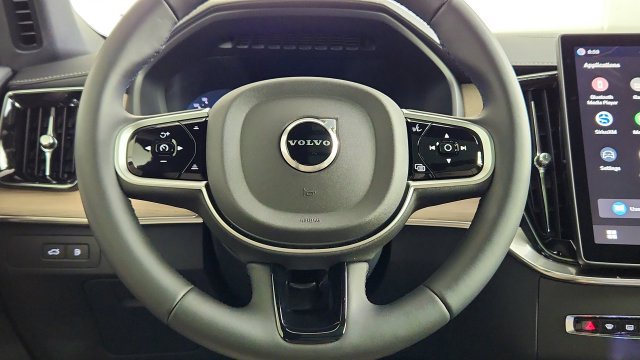 New 2026 Volvo XC90 T8 Plus w/ Protection Package Premier AWD/4WD image 24