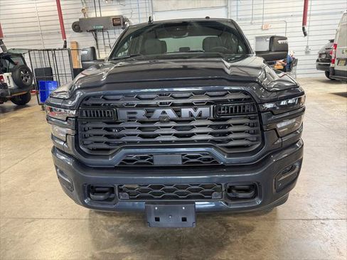 Certified 2025 RAM 2500 Big Horn AWD/4WD image 41