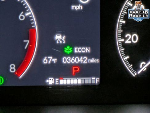 Used 2024 Honda Pilot Touring image 15