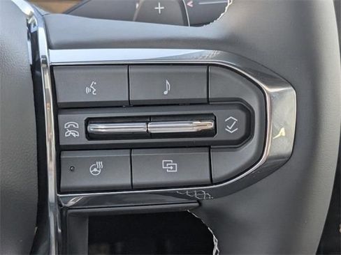 New 2026 GMC Acadia Denali w/ Super Cruise Package image 27