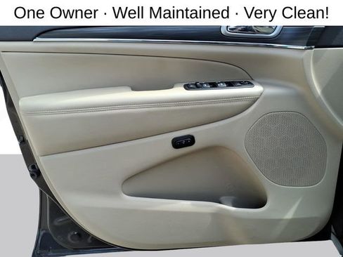 Used 2019 Jeep Grand Cherokee Limited AWD/4WD image 10