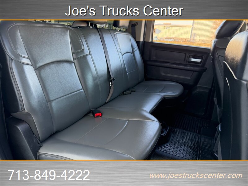 Used 2019 RAM 3500 Tradesman w/ Chrome Appearance Group RWD image 34