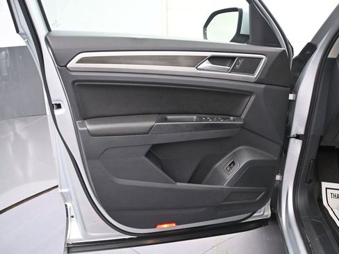 Used 2018 Volkswagen Atlas SE AWD/4WD image 8