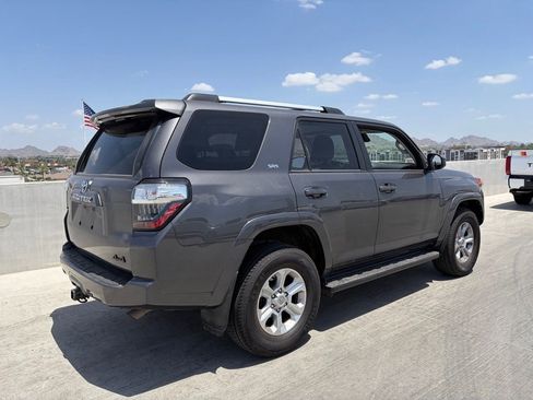 Used 2021 Toyota 4Runner SR5 AWD/4WD image 2