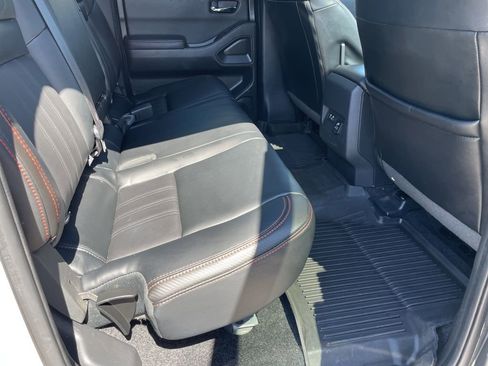 Used 2023 Nissan Frontier PRO-4X w/ Pro-4X Premium Package image 34