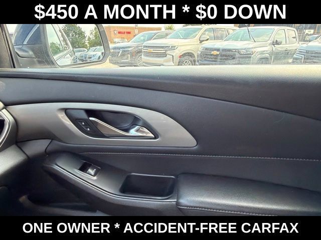 Used 2023 Chevrolet Traverse LT FWD image 31
