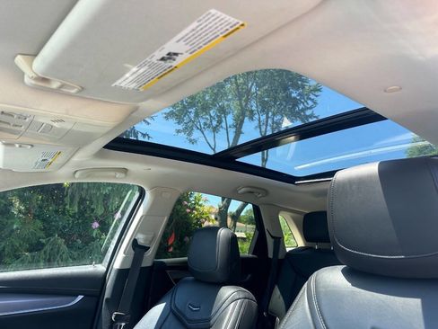 Used 2019 Cadillac XT5 Premium Luxury AWD/4WD image 15