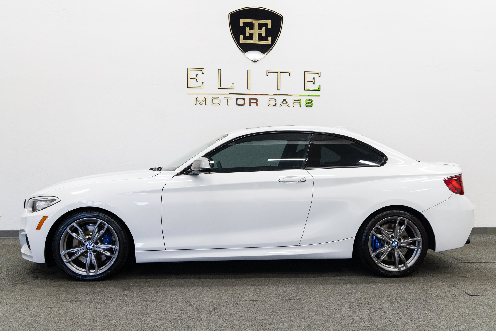 Used 2016 BMW M235i Coupe RWD image 2