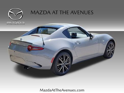 New 2026 MAZDA MX-5 Miata RF Grand Touring RWD image 37