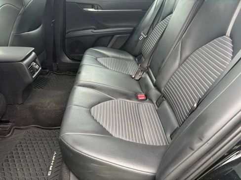 Used 2024 Toyota Camry SE AWD/4WD image 11